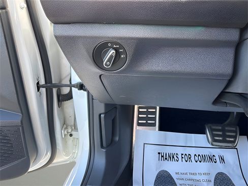 Used 2023 Volkswagen Jetta GLI Autobahn w/ GLI Black Package image 8