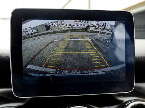 Used 2019 Mercedes-Benz GLA 250 image 23