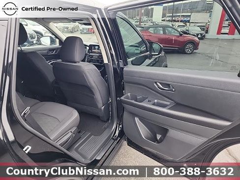 Certified 2024 Nissan Pathfinder S image 28