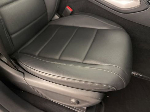 Used 2024 Mercedes-Benz GLE 350 4MATIC image 30