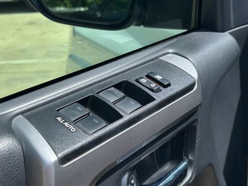 Used 2022 Toyota 4Runner SR5 RWD image 23