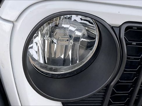 Used 2024 Jeep Wrangler Unlimited Sport AWD/4WD image 27