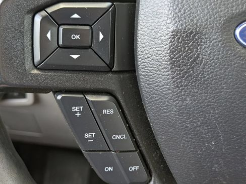 Used 2018 Ford F150 XLT AWD/4WD image 12