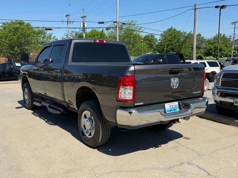 Used 2024 RAM 2500 Tradesman w/ Chrome Appearance Group AWD/4WD image 9