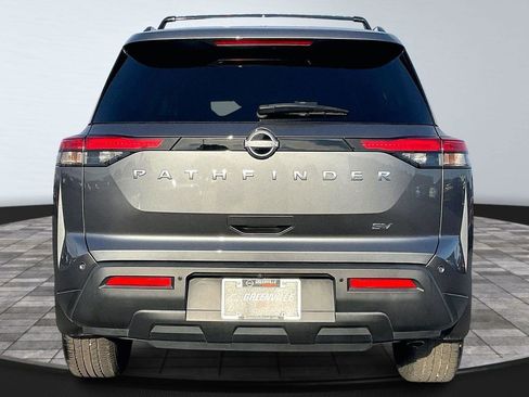 Certified 2024 Nissan Pathfinder SV image 5
