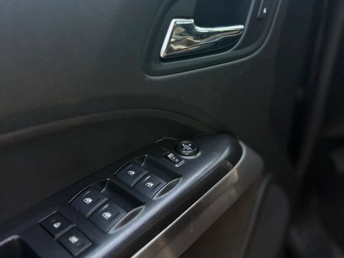 Used 2021 Chevrolet Colorado LT w/ LT Convenience Package RWD image 16