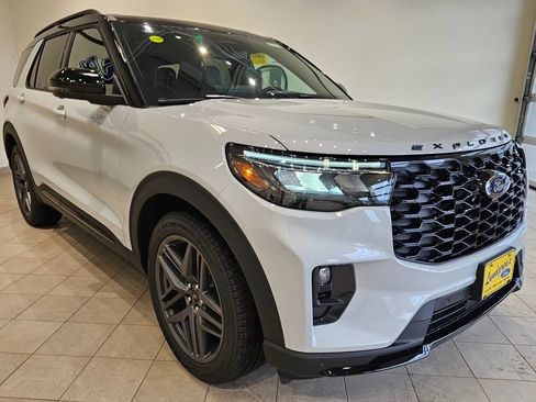 New 2026 Ford Explorer ST w/ Sun And Sound Package AWD/4WD image 7