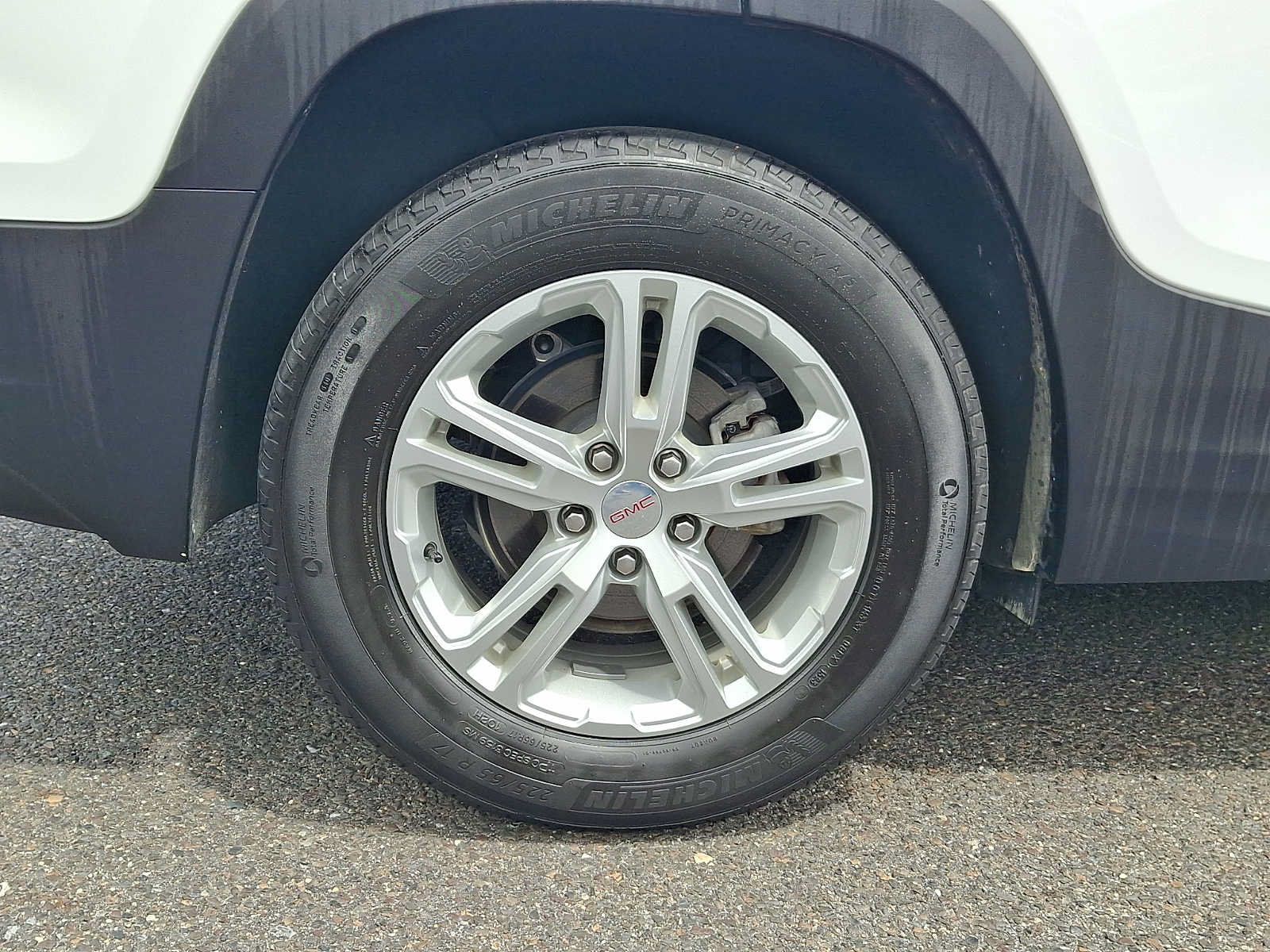 Used 2023 GMC Terrain SLE w/ Driver Convenience Package FWD image 8