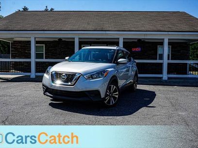 Used 2019 Nissan Kicks SV