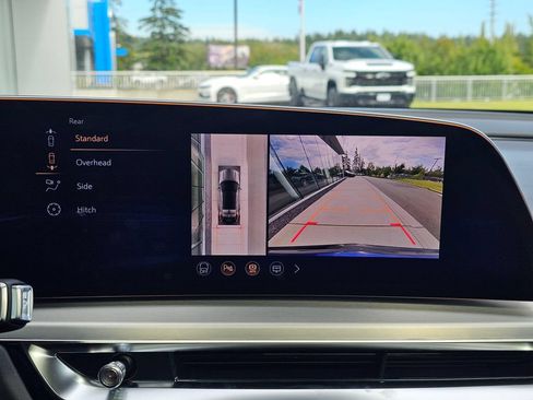 New 2026 Cadillac Lyriq Sport AWD/4WD image 30