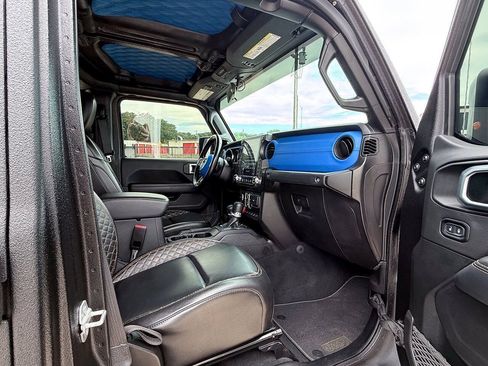 Used 2021 Jeep Gladiator Sport AWD/4WD image 45