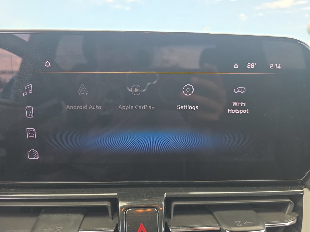 Used 2025 Chevrolet TrailBlazer LT AWD/4WD image 21