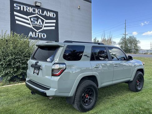 Used 2023 Toyota 4Runner TRD Off-Road Premium w/ Off Road Premium Plus Package AWD/4WD image 7