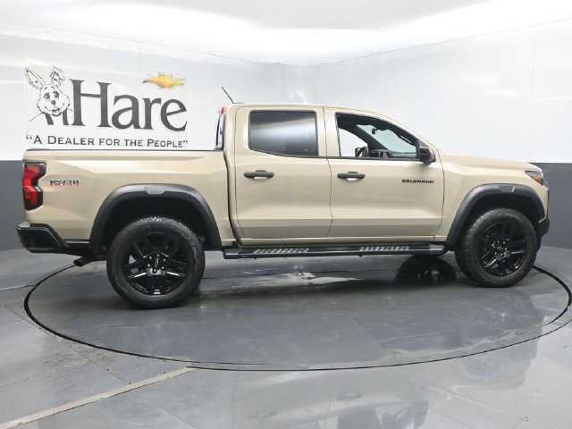 Used 2023 Chevrolet Colorado Trail Boss w/ LPO, Dark Essentials Package AWD/4WD image 41