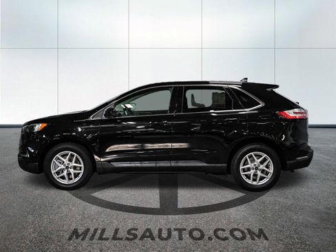 Certified 2024 Ford Edge SEL w/ Convenience Package AWD/4WD image 3