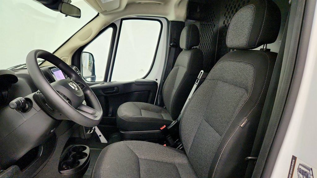 Used 2025 RAM ProMaster 2500 w/ U-Haul Equipment Group FWD image 17