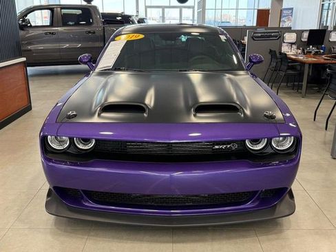 Used 2019 Dodge Challenger SRT Hellcat Redeye image 8