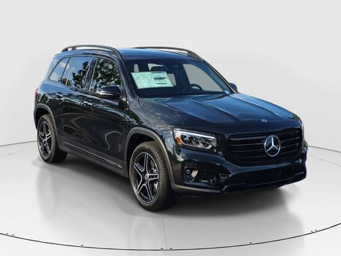 New 2026 Mercedes-Benz GLB 250 image 2