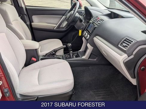 Used 2017 Subaru Forester 2.5i Premium AWD/4WD image 27
