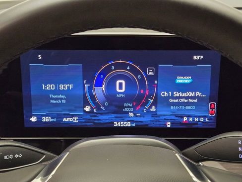 Used 2025 Chevrolet Suburban LT image 35