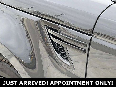 Used 2017 Land Rover Range Rover Sport HSE Dynamic image 40