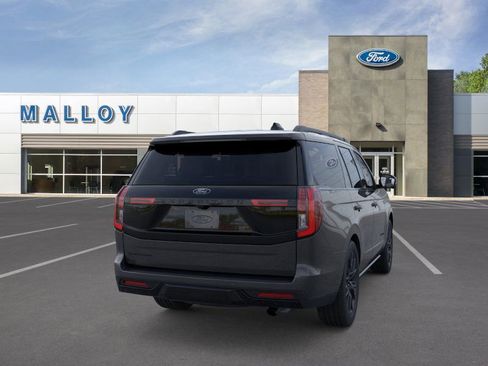 New 2026 Ford Expedition Platinum w/ Stealth Appearance Package image 8