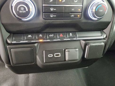 Used 2024 Chevrolet Silverado 1500 Custom w/ Rally Edition AWD/4WD image 19