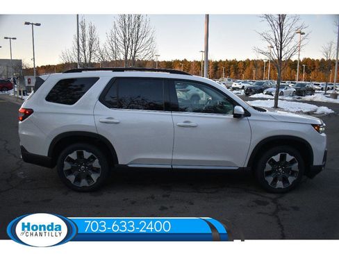 New 2026 Honda Pilot Elite image 8