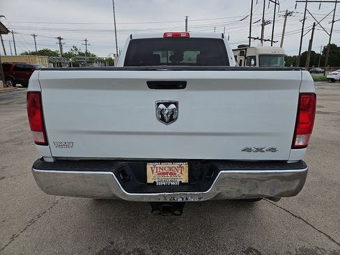 Used 2018 RAM 2500 Tradesman w/ Chrome Appearance Group AWD/4WD image 6
