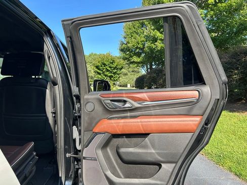 Used 2023 GMC Yukon Denali Ultimate AWD/4WD image 62