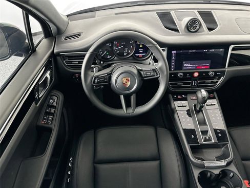 Used 2026 Porsche Macan Turbo AWD/4WD image 18
