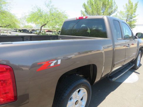Used 2008 Chevrolet Silverado 1500 LT w/ Power Pack Plus RWD image 10