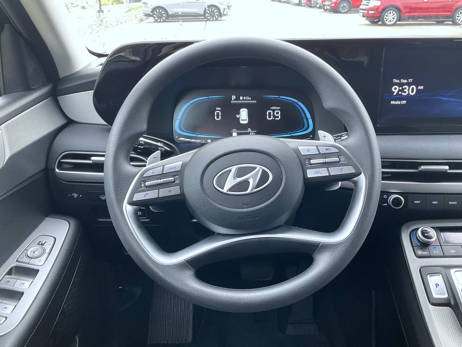 Used 2025 Hyundai Palisade SE AWD/4WD image 13