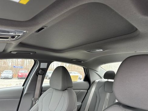 New 2026 Hyundai Elantra SEL Sport image 31