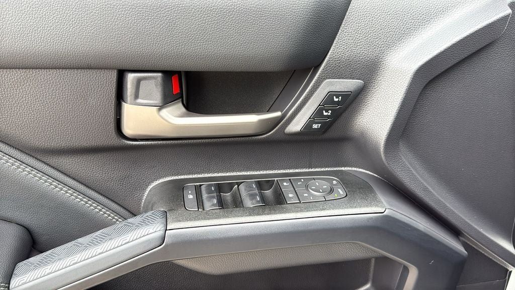 New 2026 Toyota 4Runner Limited AWD/4WD image 15