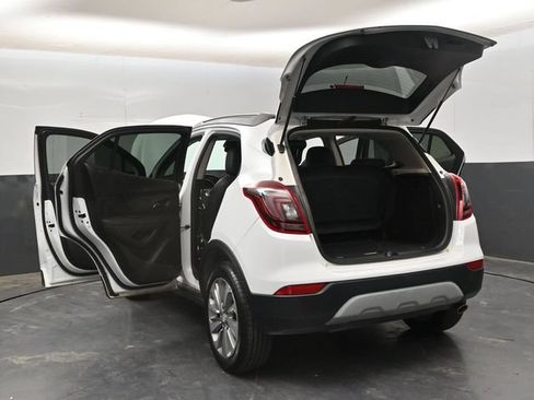 Used 2020 Buick Encore Preferred FWD image 26