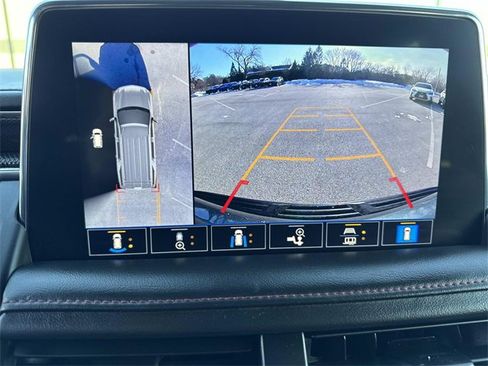 Used 2021 Chevrolet Tahoe RST w/ Luxury Package image 24