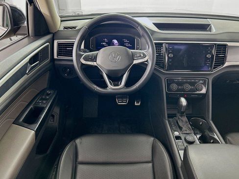 Certified 2021 Volkswagen Atlas SEL R-Line AWD/4WD image 23
