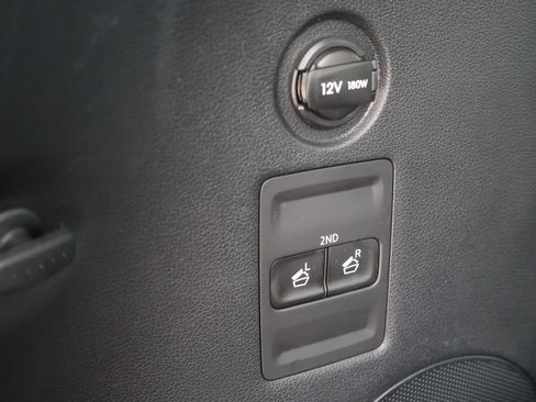 Used 2024 Hyundai Palisade SEL FWD image 23