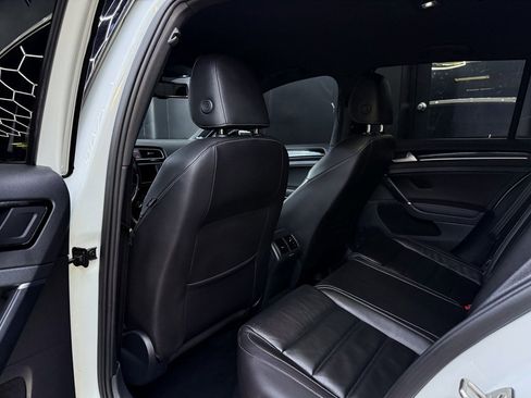 Used 2016 Volkswagen Golf R DCC & Navigation 4Motion image 20