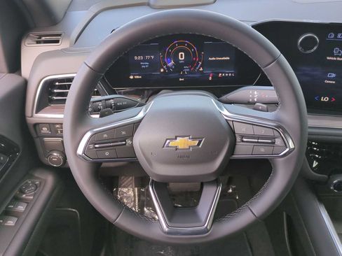 New 2026 Chevrolet Suburban LS RWD image 14