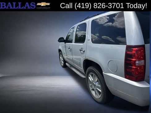 Used 2010 Chevrolet Tahoe LTZ AWD/4WD image 4