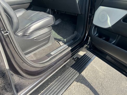 Used 2019 Lincoln Navigator L Reserve AWD/4WD image 56