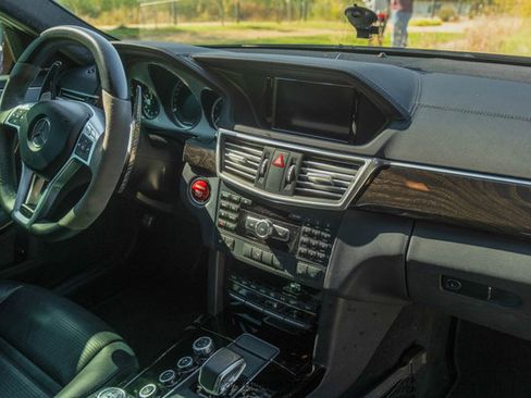 Used 2013 Mercedes-Benz E 63 AMG Wagon image 51