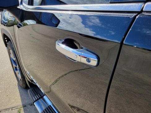 Used 2023 GMC Sierra 1500 SLT w/ SLT Premium Package image 10