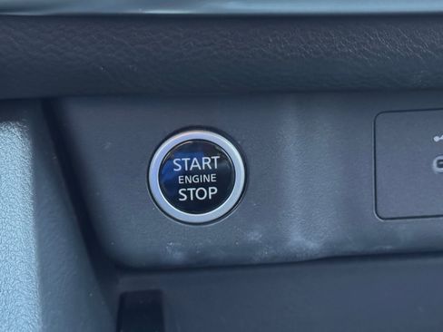 Used 2023 Nissan Rogue SV w/ SV Premium B Package FWD image 22