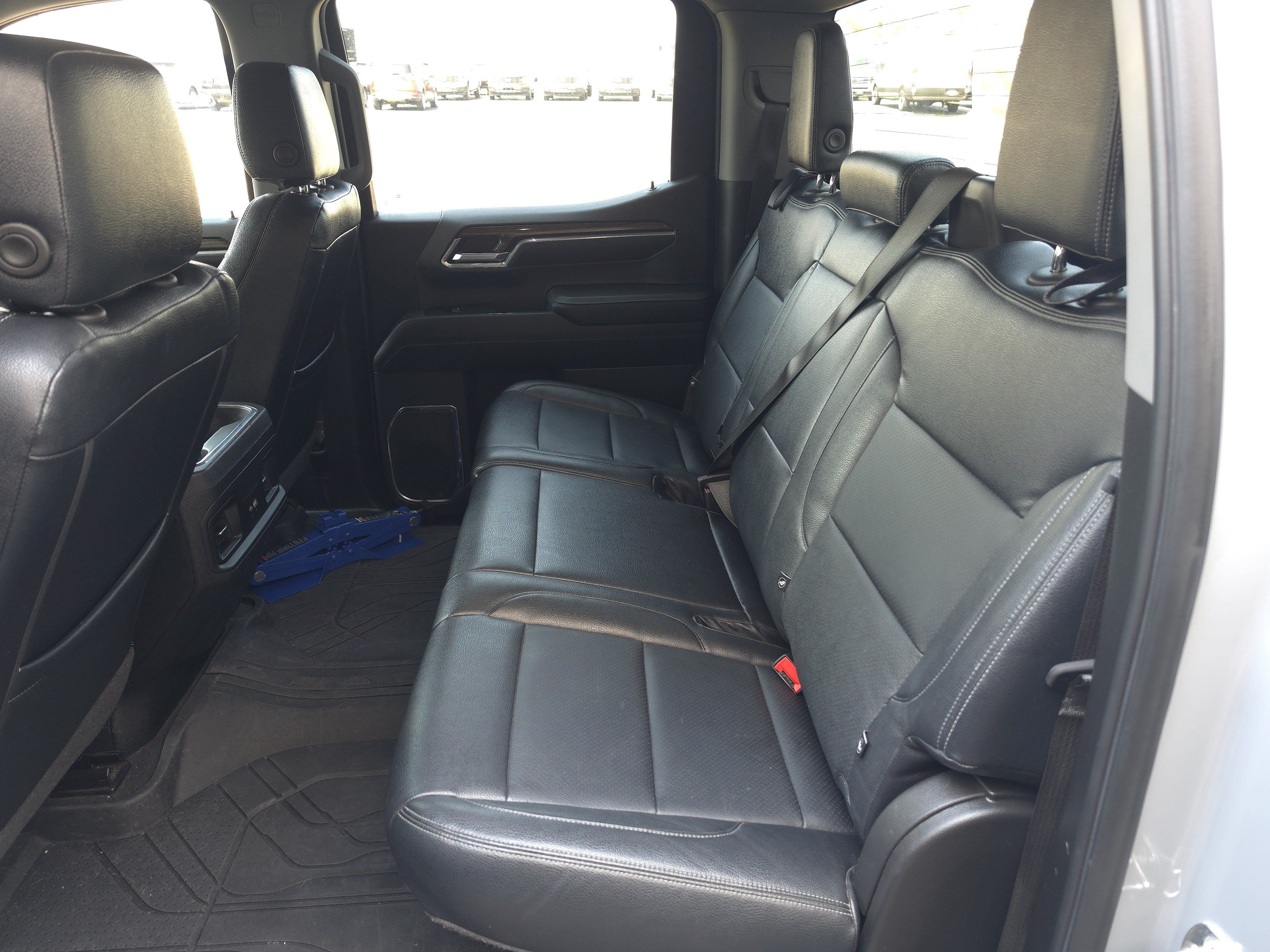 Used 2024 Chevrolet Silverado 1500 RST w/ Dark Appearance Package AWD/4WD image 18