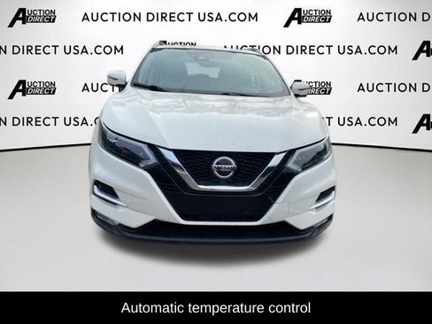 Used 2020 Nissan Rogue Sport SL w/ Premium Package image 5