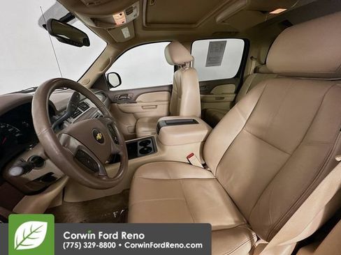 Used 2012 Chevrolet Avalanche LT AWD/4WD image 22