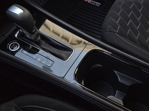 Used 2023 Nissan Kicks SV image 22